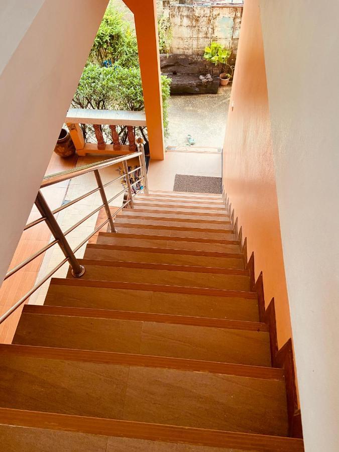 Lanta Grand House Hotel Koh Lanta Bagian luar foto