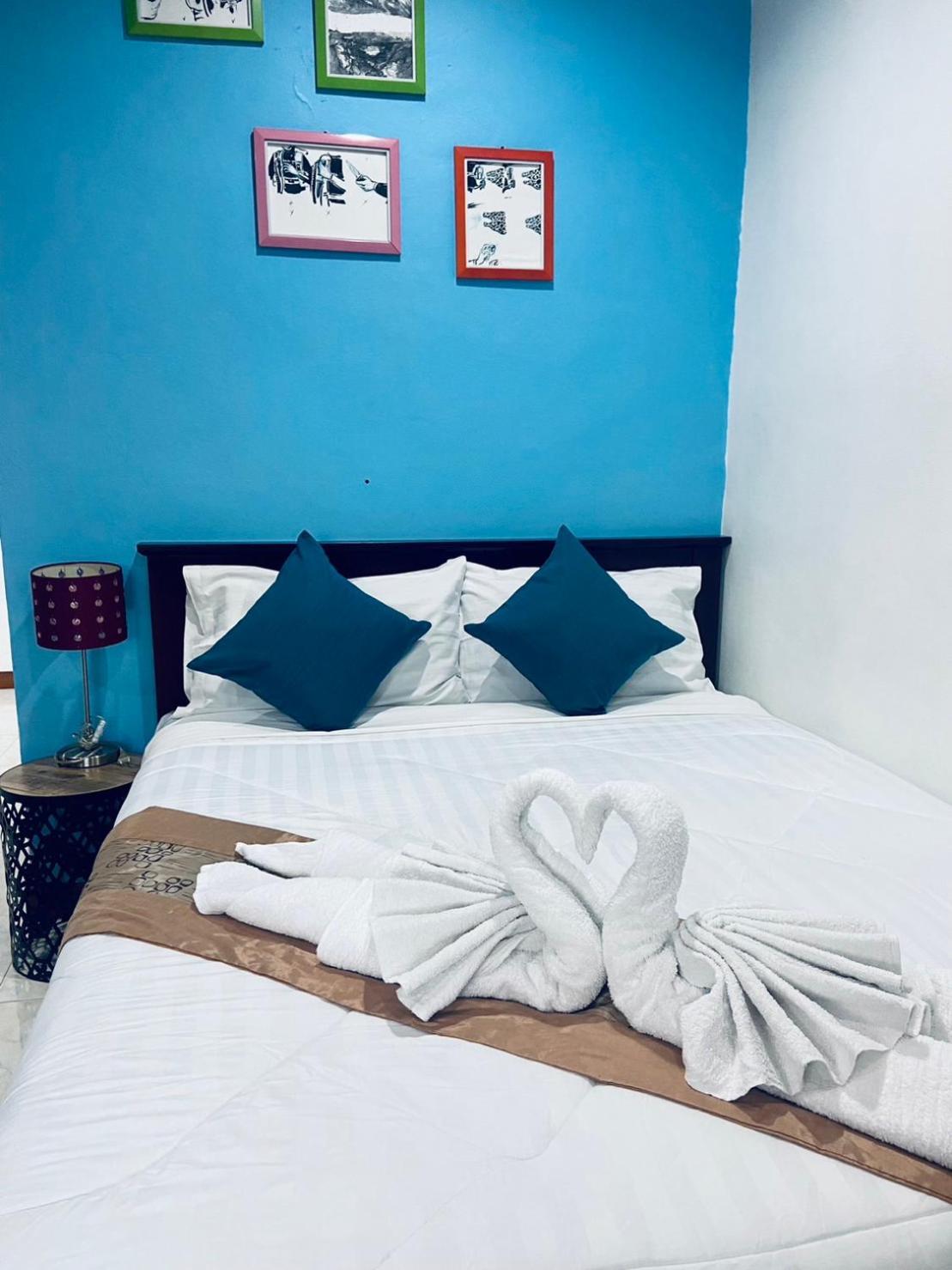Lanta Grand House Hotel Koh Lanta Bagian luar foto