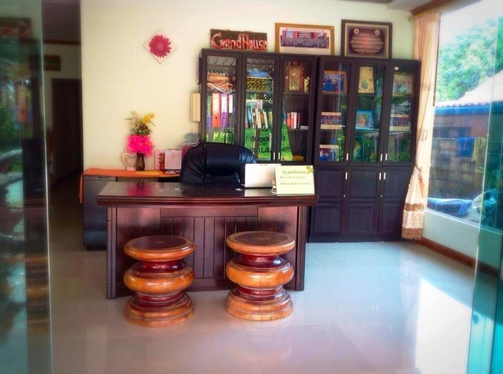 Lanta Grand House Hotel Koh Lanta Bagian luar foto