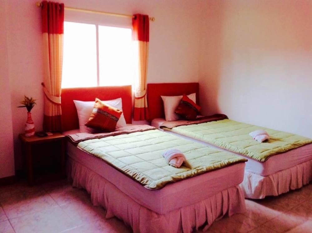 Lanta Grand House Hotel Koh Lanta Bagian luar foto