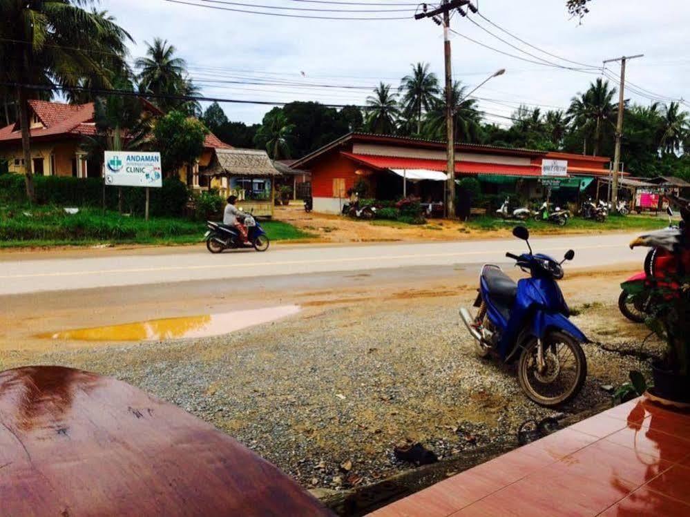 Lanta Grand House Hotel Koh Lanta Bagian luar foto